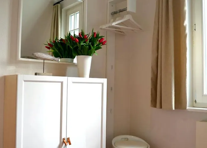 Seepferdchen, 14b, Haus Zingst 14b بيت للعطل أوستسيباد نينهاجن